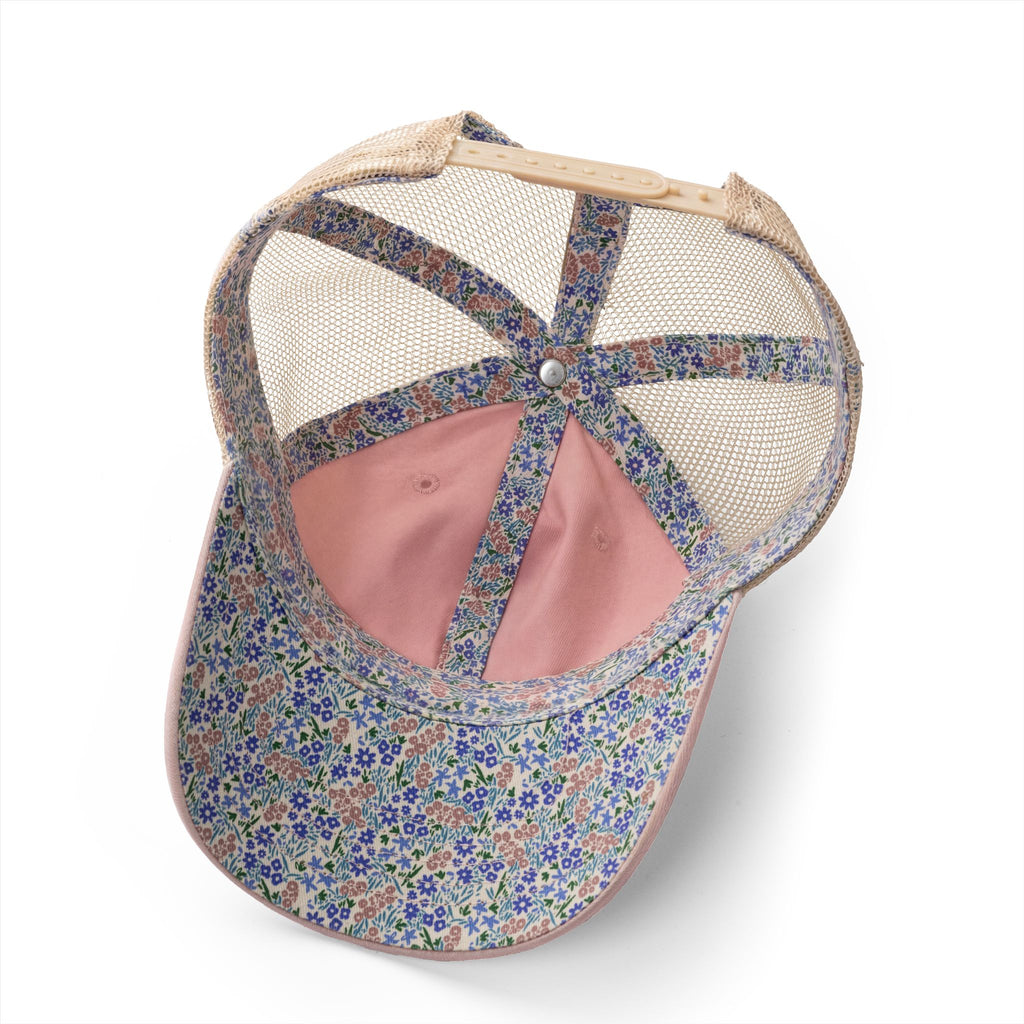 Womens outback Co Cap- ponytail access